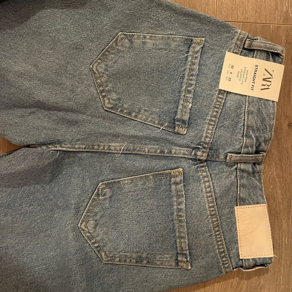 Zara straight leg jeans - Picture 2 of 4